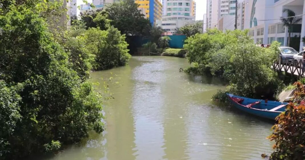 Canal do Rio Marambaia na pauta. (Crédito PMBC)