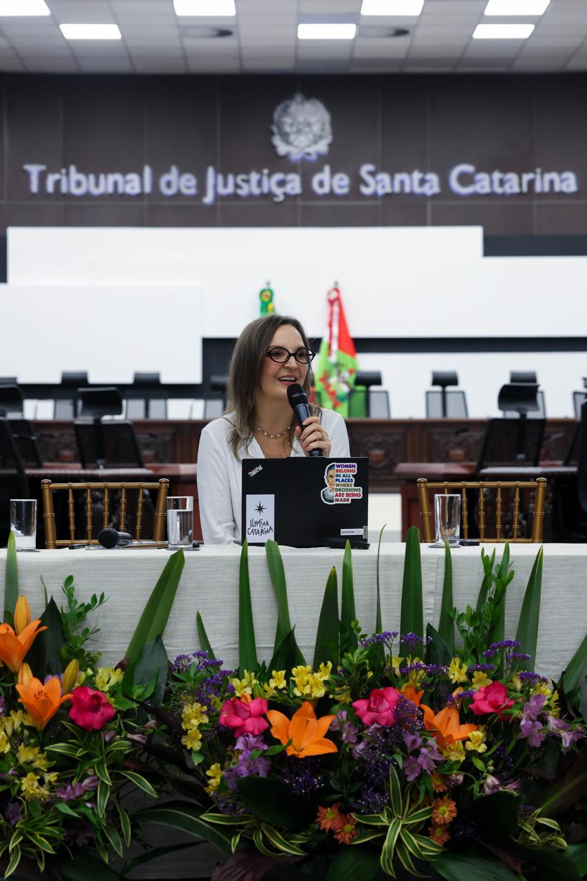 A juíza Naiara Brancher (Foto: TJSC/TRT/Ceres Felski)