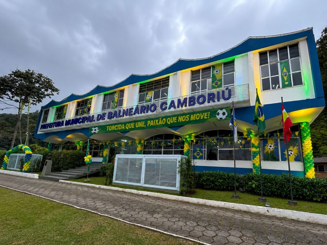 Crédito: ChatGPT/OpenAI (imagem gerada por IA a partir de foto da Prefeitura de Balneário Camboriú)