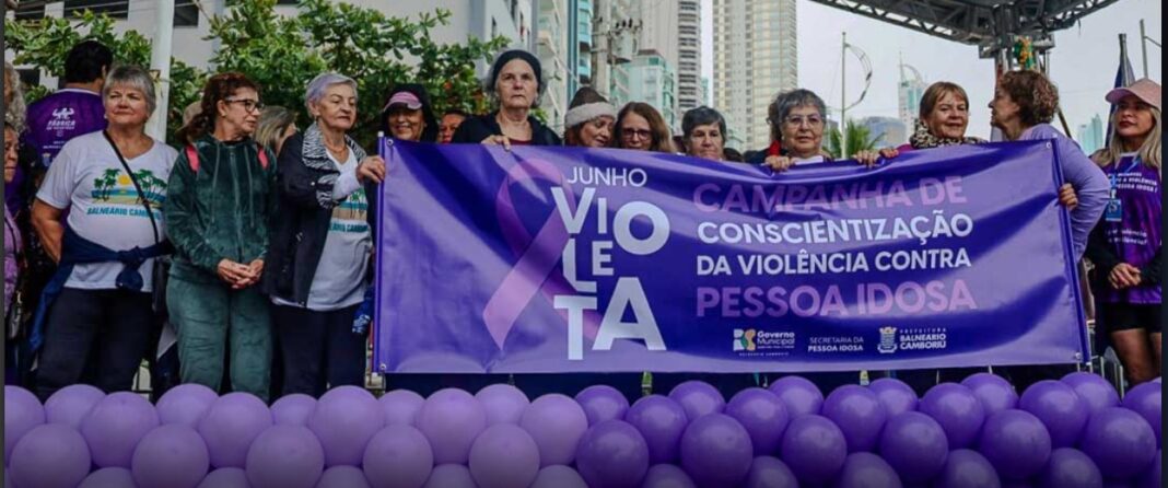 Imagem da campanha realizada em Balneário Camboriú no ano passado (Divulgação/PMBC)