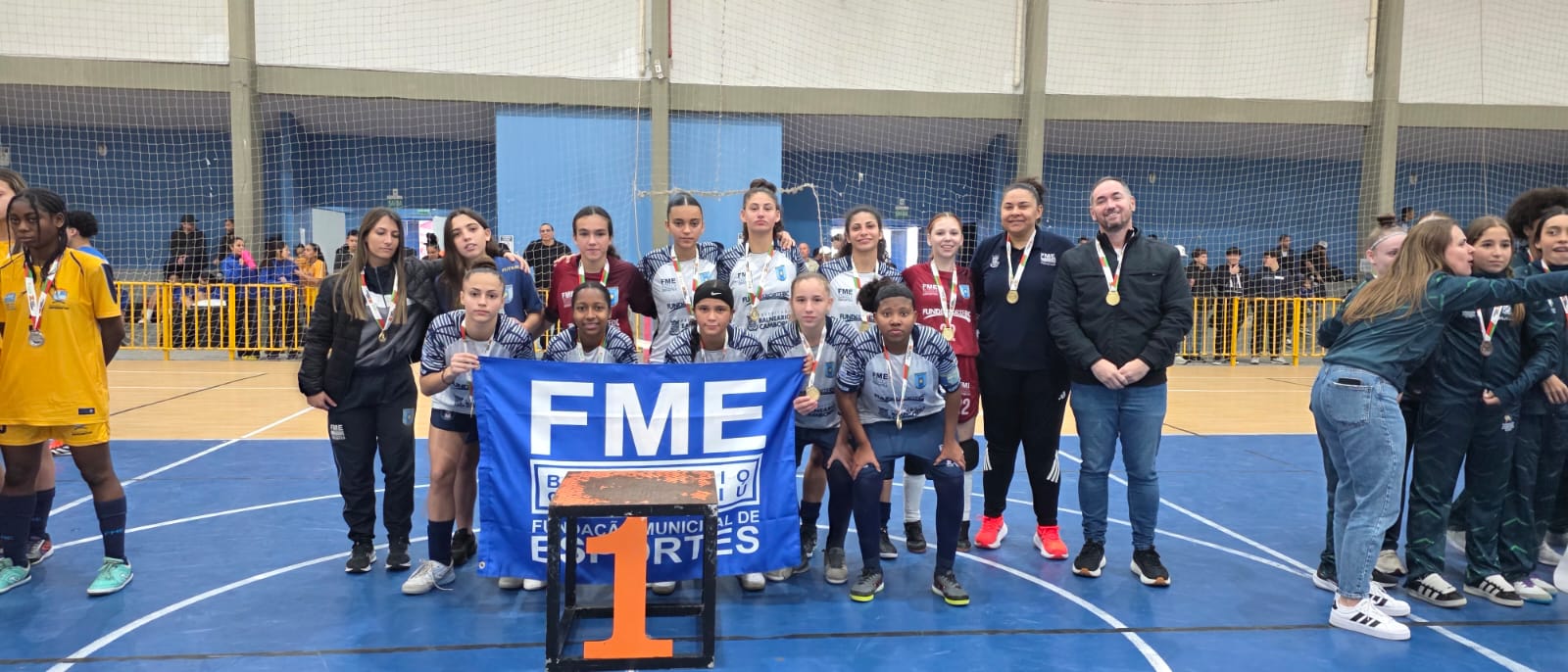 Futsal feminino, campeão (Divulgação/FMEBC)
