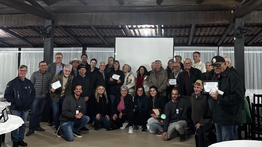 Reunião de produtores (Divulgação/Emasa)