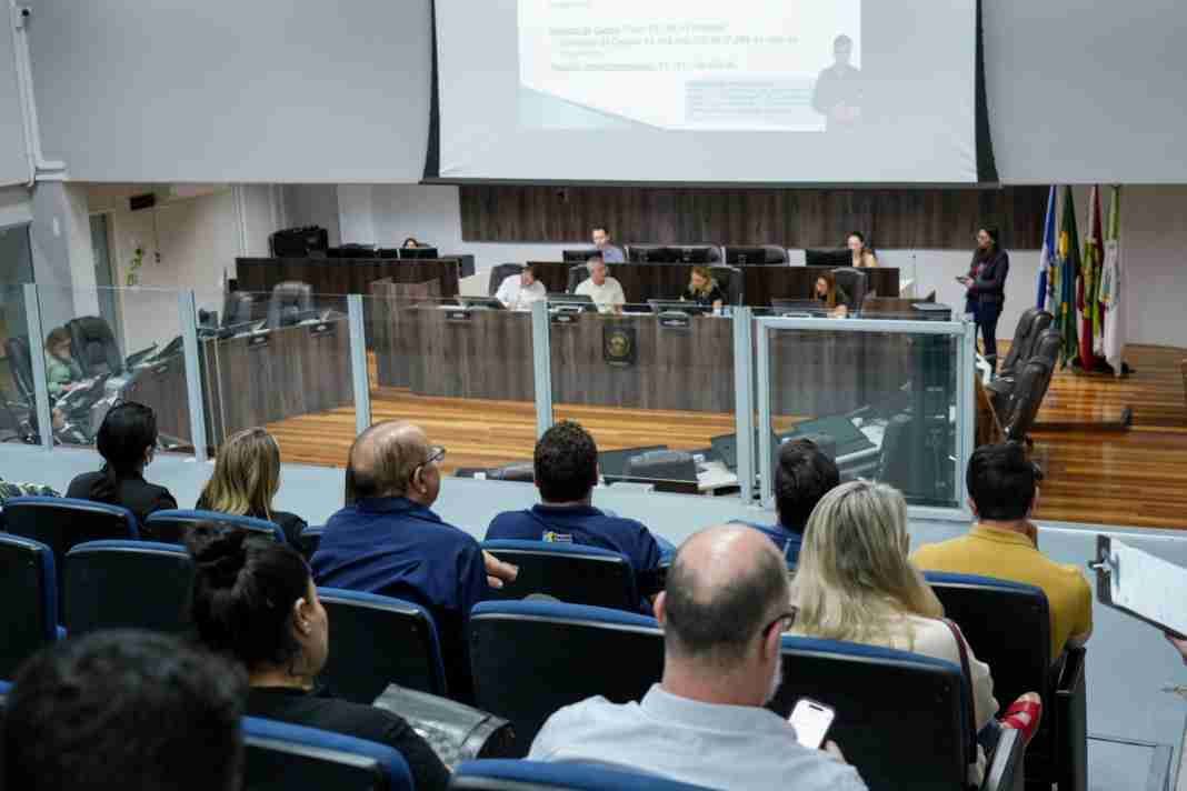 Foto da audiência pública que discutiu o Projeto da Lei Orçamentária Anual para 2026. (Crédito CVBC.)