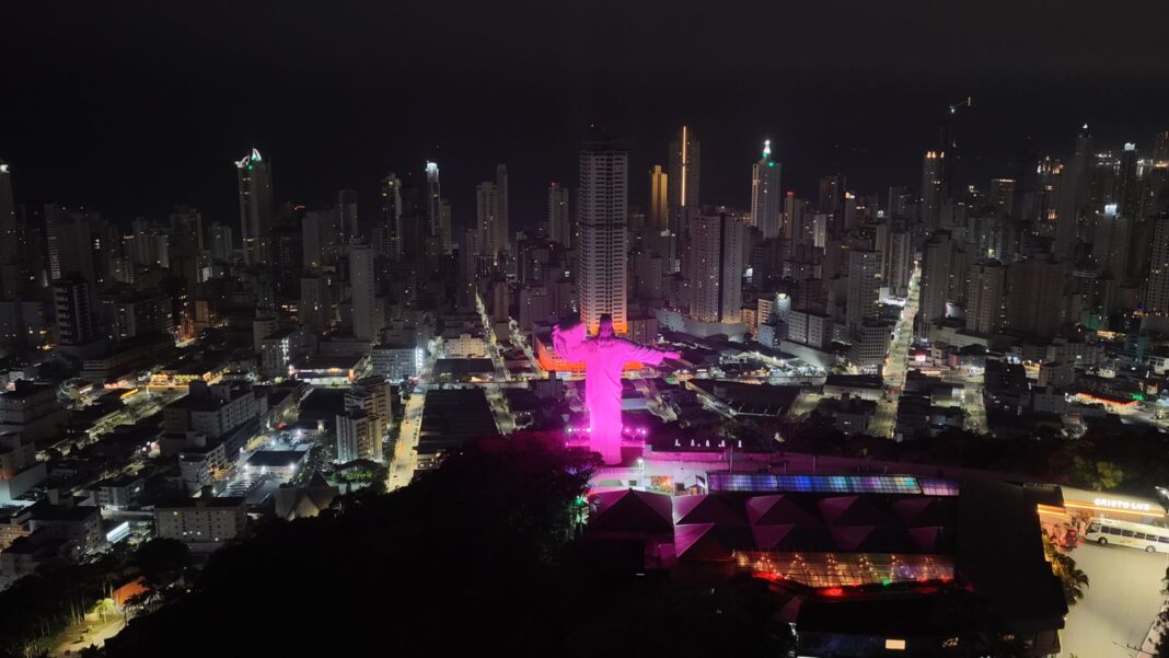 Cristo Luz na campanha de proteção às mulheres (Divulgação/PMBC)