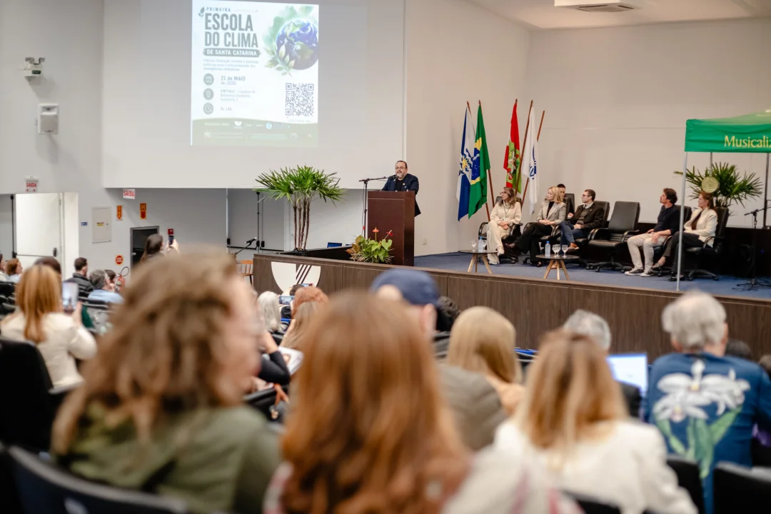 1ª Escola do Clima SC (Foto: Dales Hoeckesfeld)