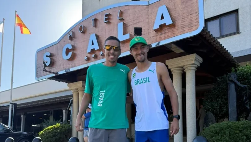 O técnico e o atleta, ambos de Balneário Camboriú (Divulgação)