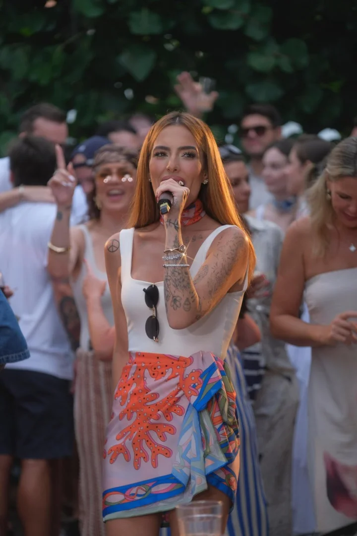 A cantora Ana Clara (Foto Giovanna Bottaro)