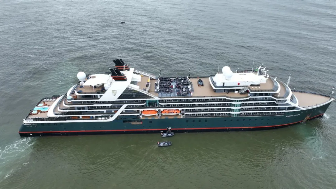 Fotos do navio Seabourn Venture, que estará sábado (31) em Balneário Camboriú. (Crédito Divulgação)
