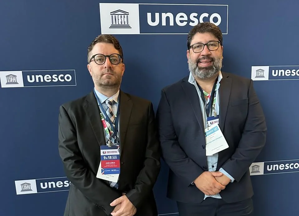 O reitor e presidente João Jorge Fernandes Junior e o presidente do Conselho de Administração, Mohamad Hussein Abou Wad (Divulgação)