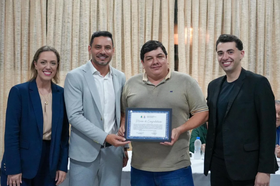 Vavá da Comunidade foi um dos homenageados (Foto Márcio Gonçalves)